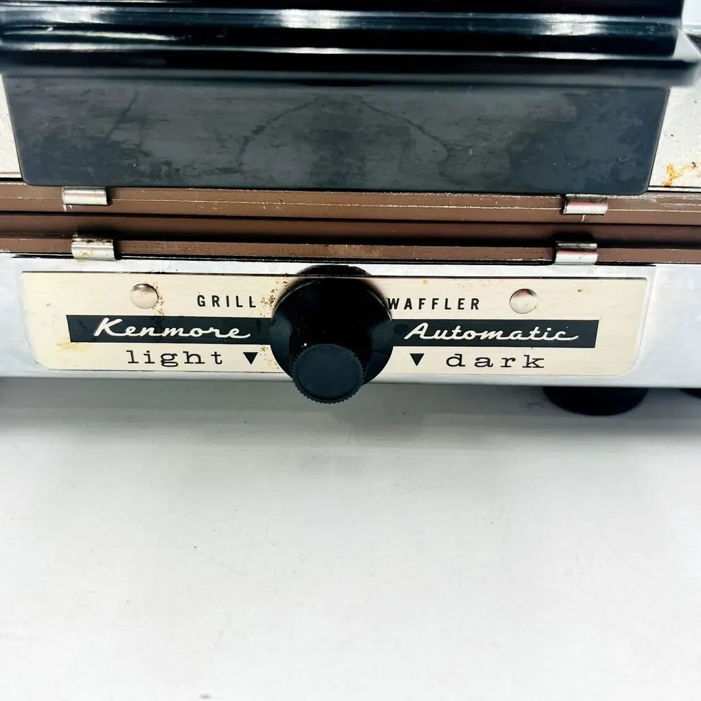 VTG Sears Kenmore Automatic Grill Waffle Maker - Model 632 64682 W/ Cord tested